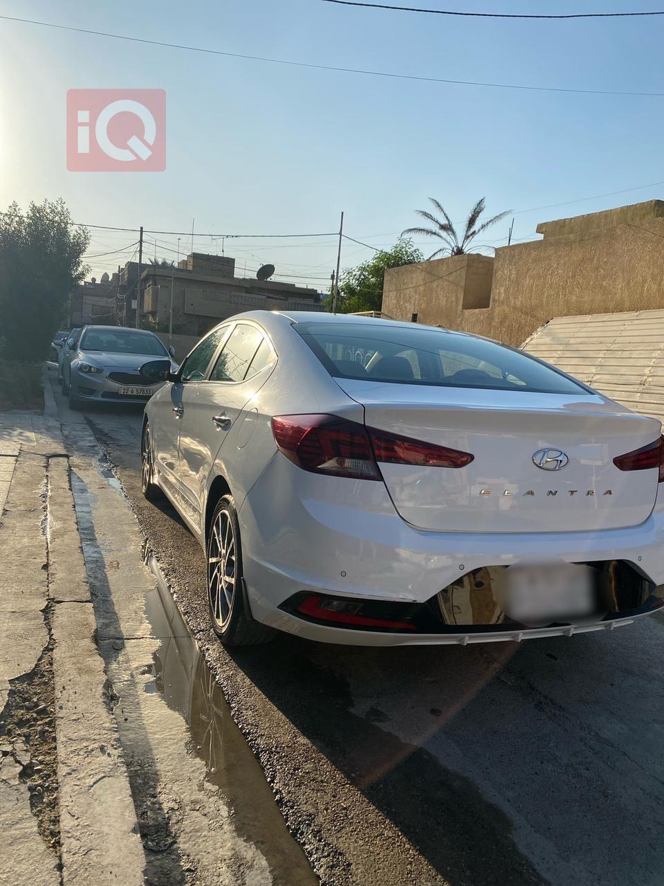 هیوندای ئەلەنترا